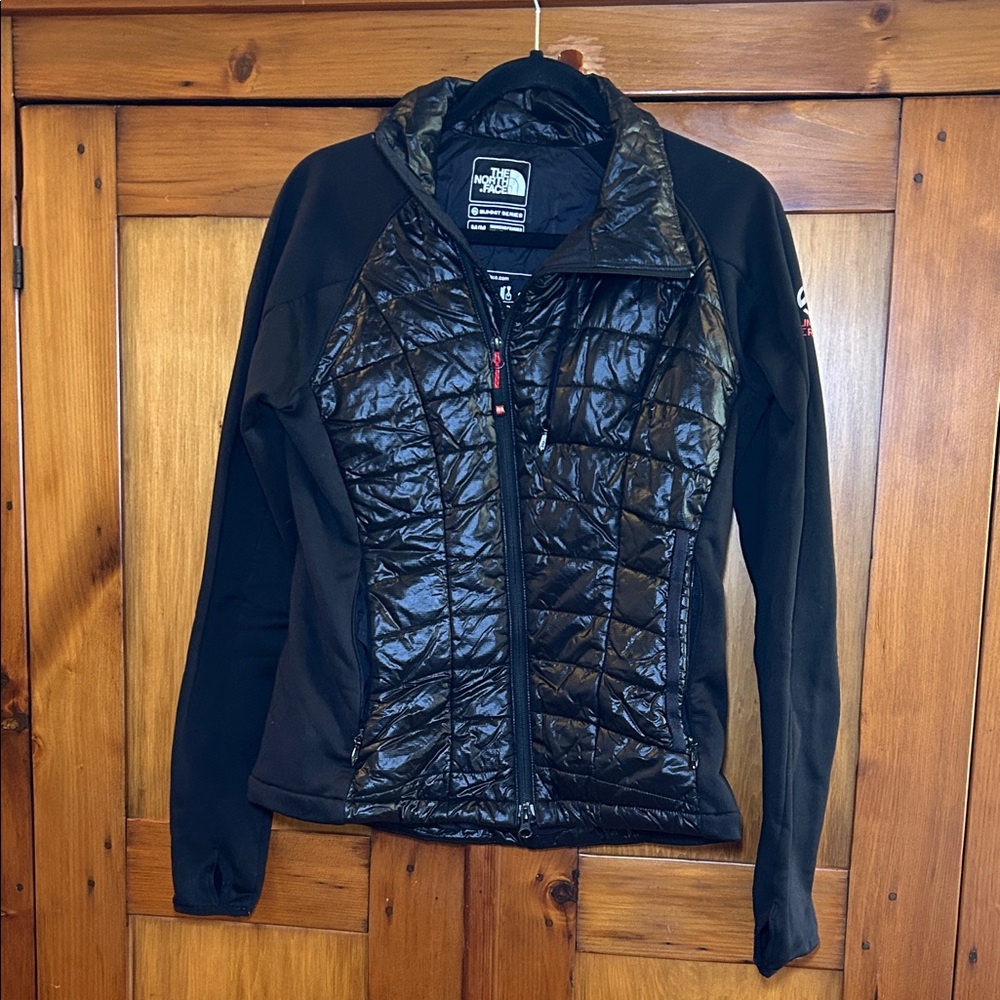The North Face Women's Black Shelter Cove Hybrid Jacket, Summit Series, size M,